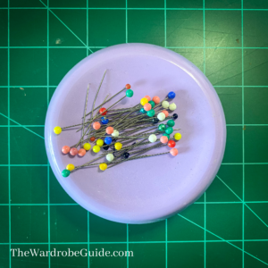 Basic hand sewing tools: Magnetic pin dish