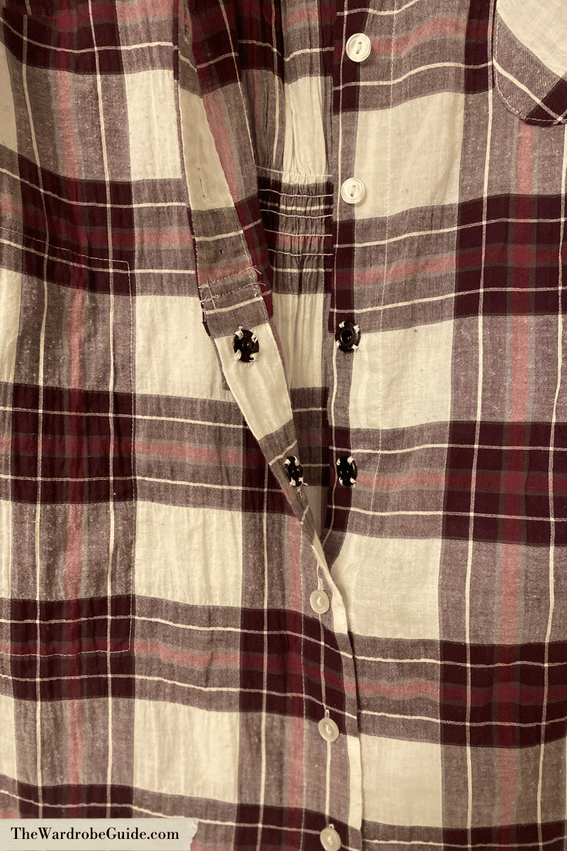 a dress shirt with quick rigging finished, up close