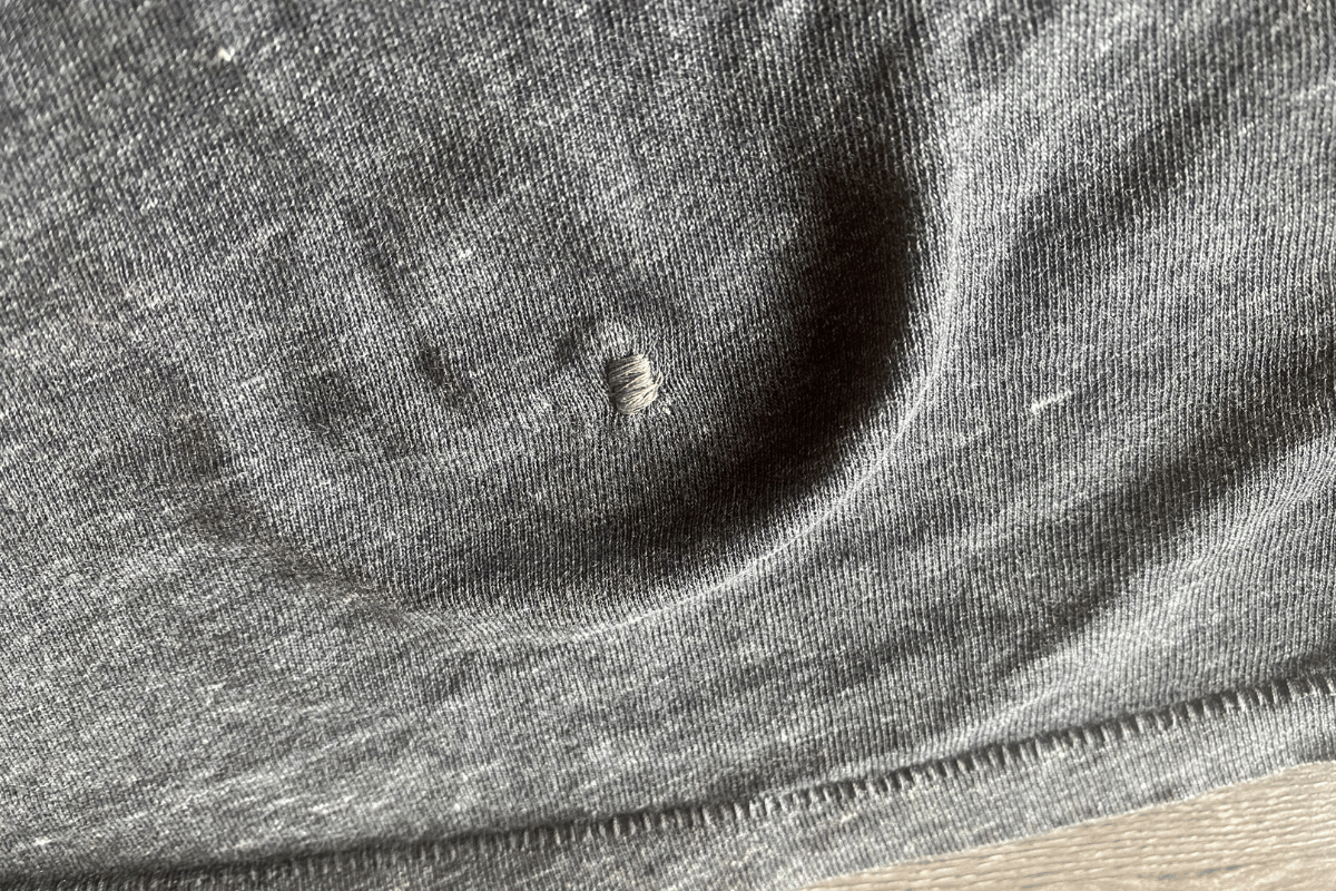 Tutorial: How to Mend a T-Shirt - The Wardrobe Guide